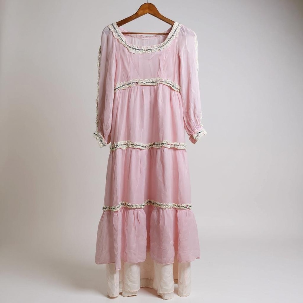 Vintage Silk Crepe Floral And Lace Dress